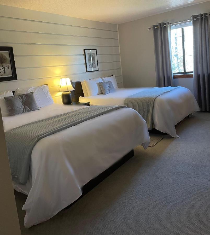 The Snowed 3* Killington